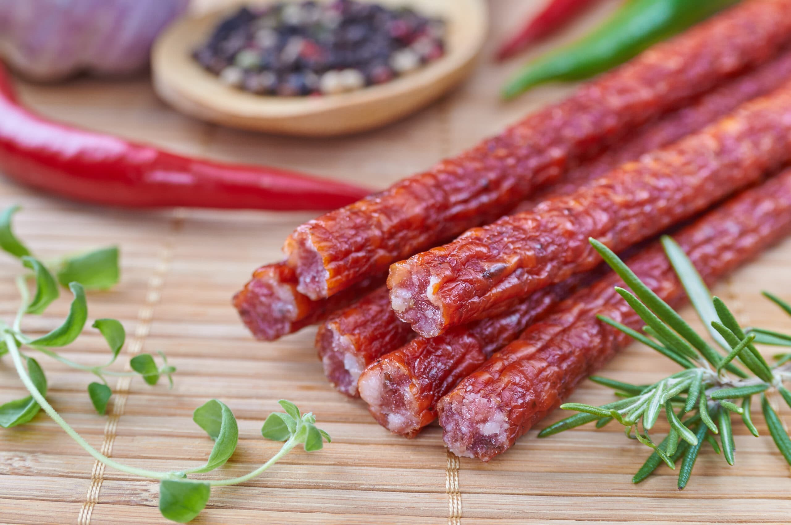 T I L O U W Meat Sticks Scaled